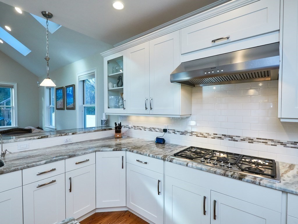 203 Winslow Road Newton, MA 02468 - Photo 5 of 29 Gallery Image 5