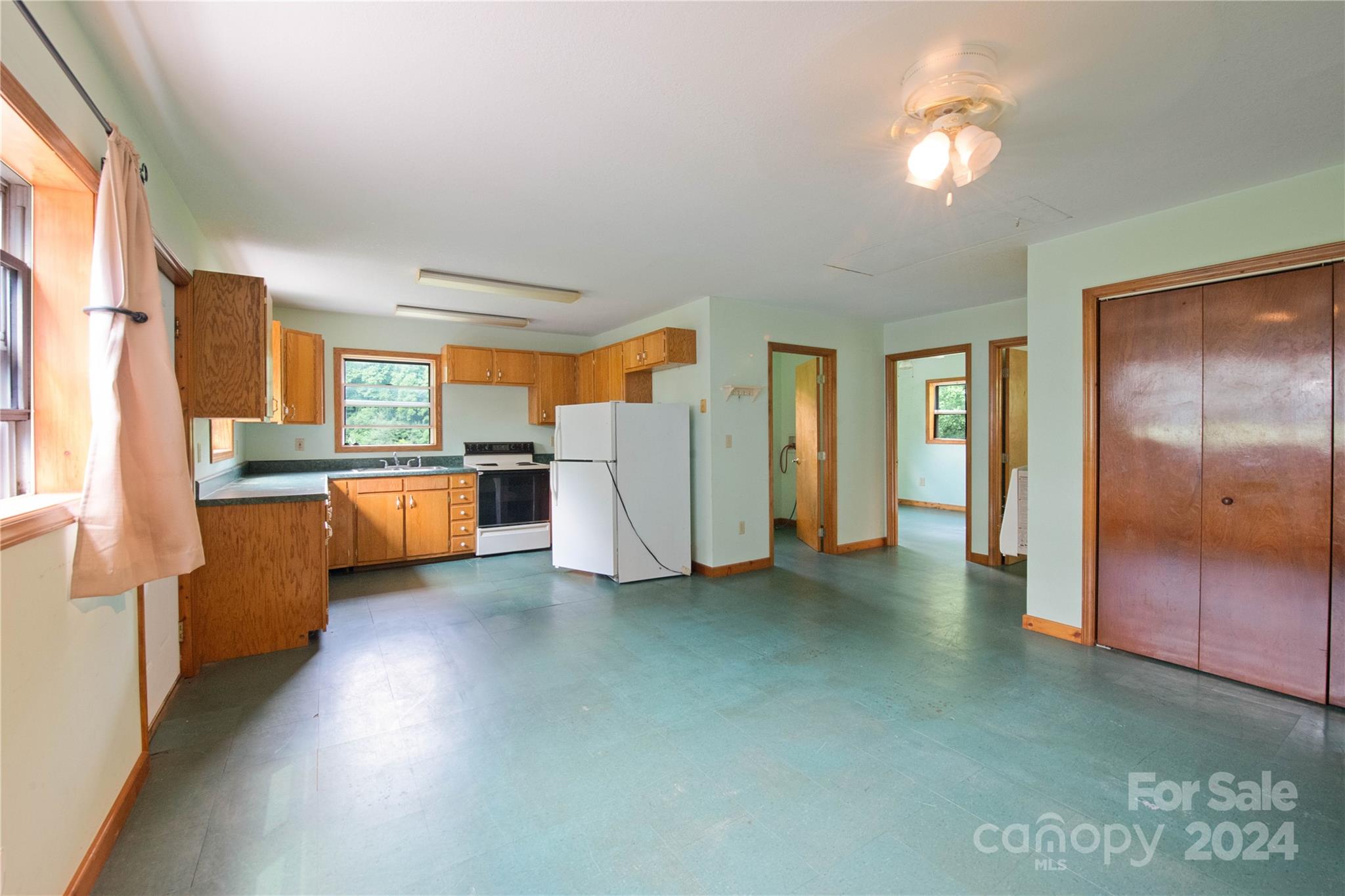 556 Blue Hill Road Marshall, NC 28753 - Photo 28 of 45