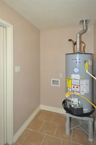 $1,495 | 4710 Pine Street, Seabrook, TX 77586