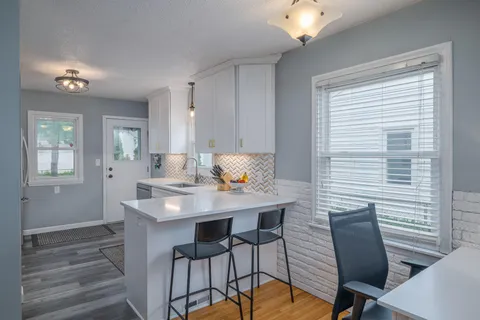 $400,000 | 2845 Sumter Avenue South, St. Louis Park, MN 55426