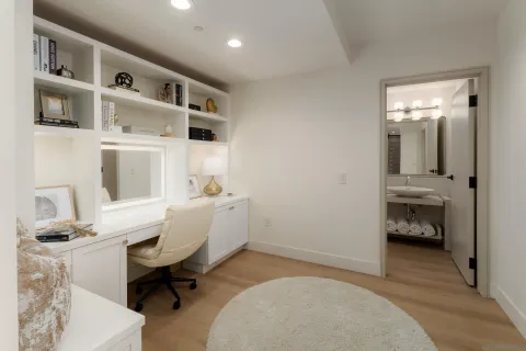 $5,250,000 | 645 Front Street, Unit 2204, San Diego, CA 92101