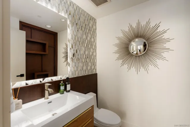 $5,250,000 | 645 Front Street, Unit 2204, San Diego, CA 92101