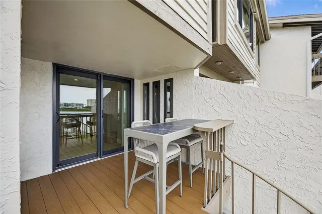 $7,000 | 160 Marina Del Rey Court, Clearwater Beach, FL 33767