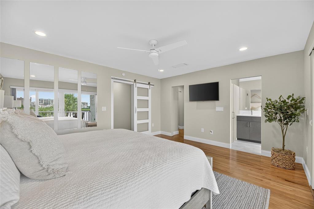 160 Marina Del Rey Court Clearwater Beach, FL 33767 - Photo 19 of 70