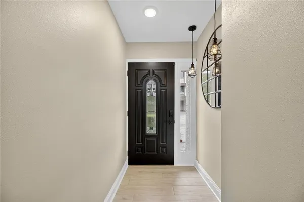 $7,000 | 160 Marina Del Rey Court, Clearwater Beach, FL 33767