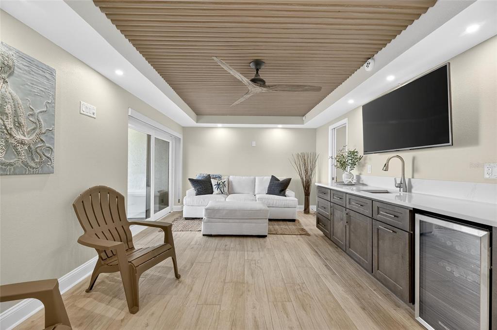 160 Marina Del Rey Court Clearwater Beach, FL 33767 - Photo 38 of 70