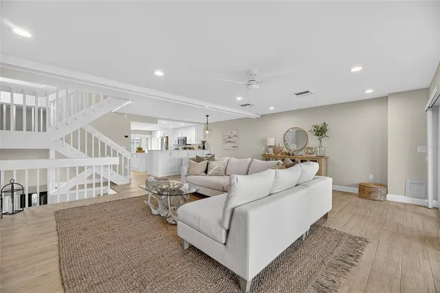 $7,000 | 160 Marina Del Rey Court, Clearwater Beach, FL 33767