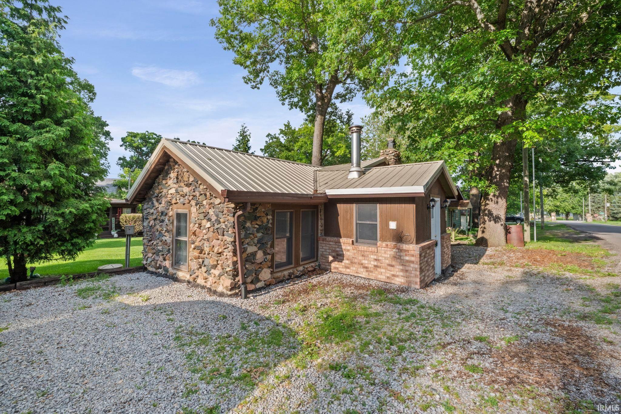 3935 East Parses Road Monticello, IN 47960 - Photo 20 of 34