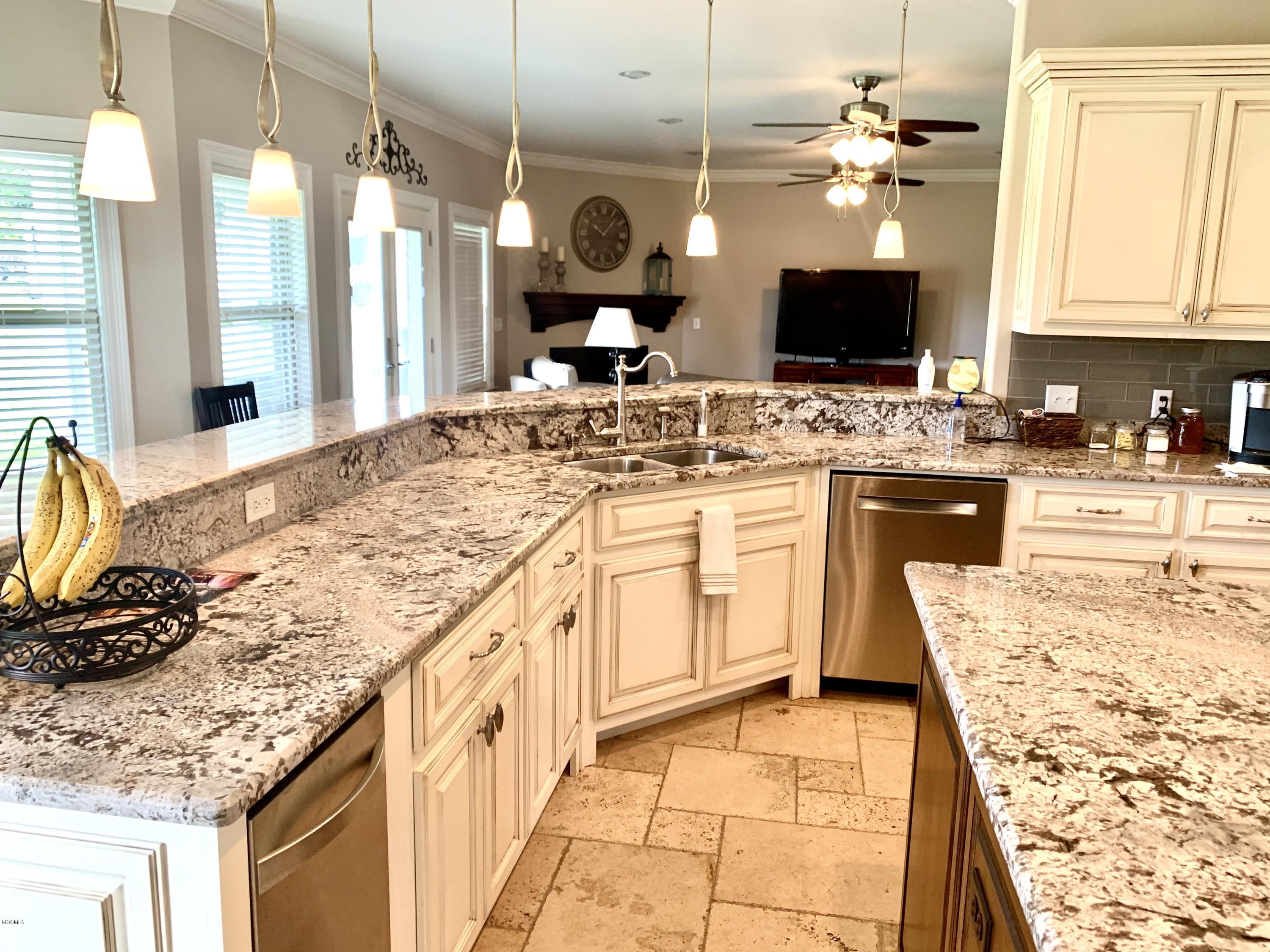 5408 Remington Road Moss Point, MS 39562 - Photo 19 of 46 70A2A31C-5751-4540-B29A-534ECDC24419