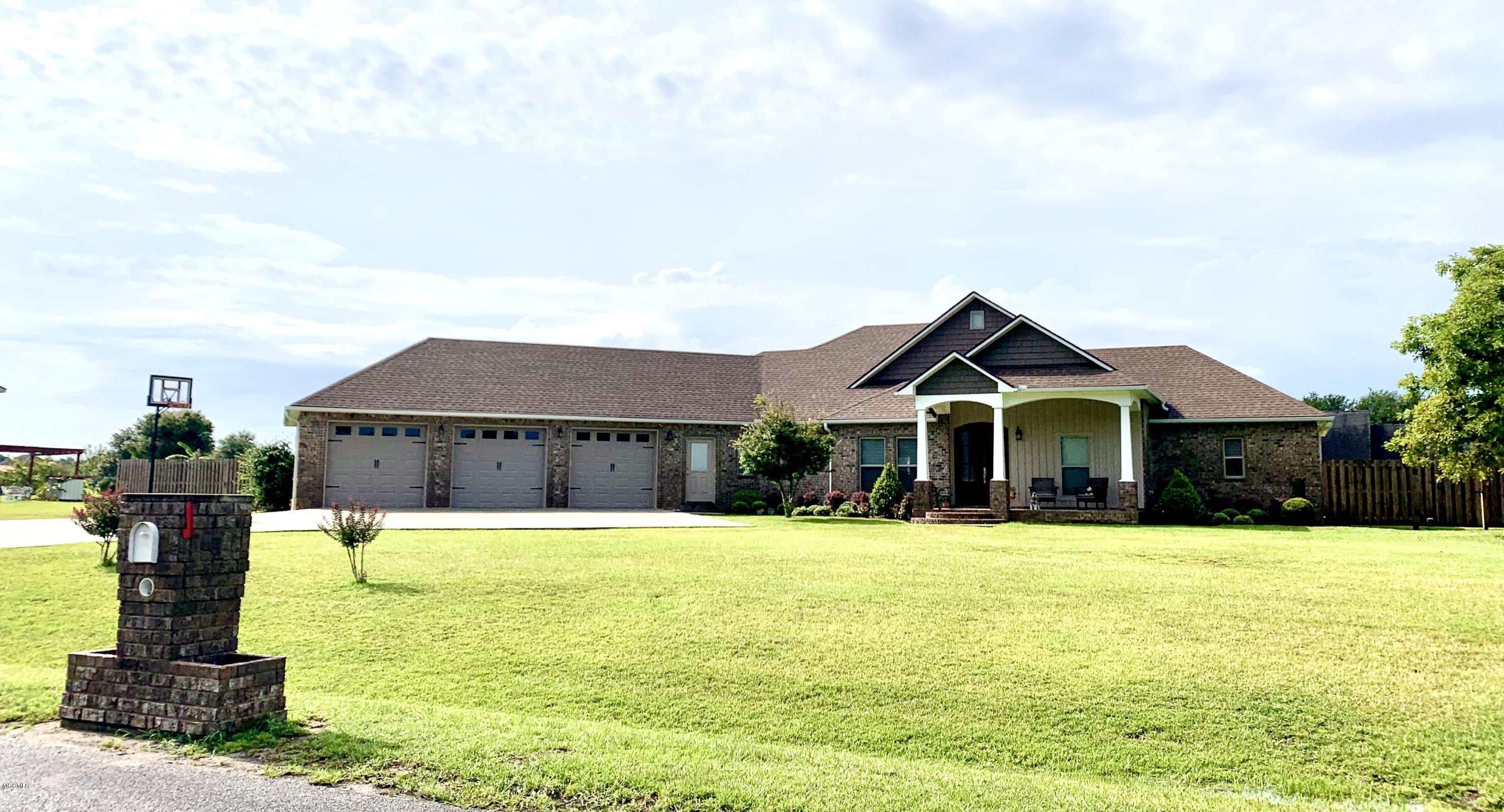 5408 Remington Road Moss Point, MS 39562 - Photo 2 of 46 919174A6-93C2-49BD-B1F8-CC704B554095