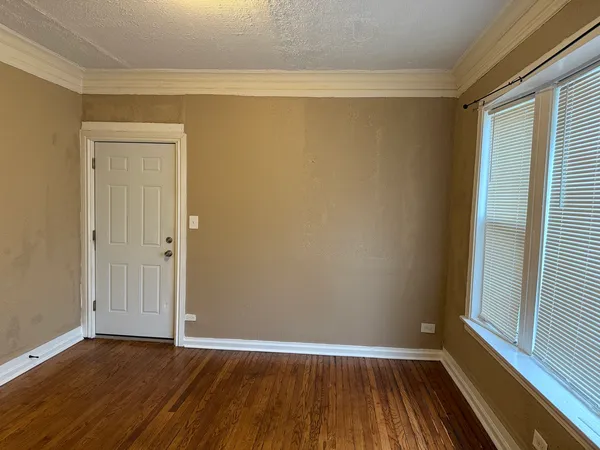 $1,300 | 5658 South Honore Street, Unit 1F, Chicago, IL 60636