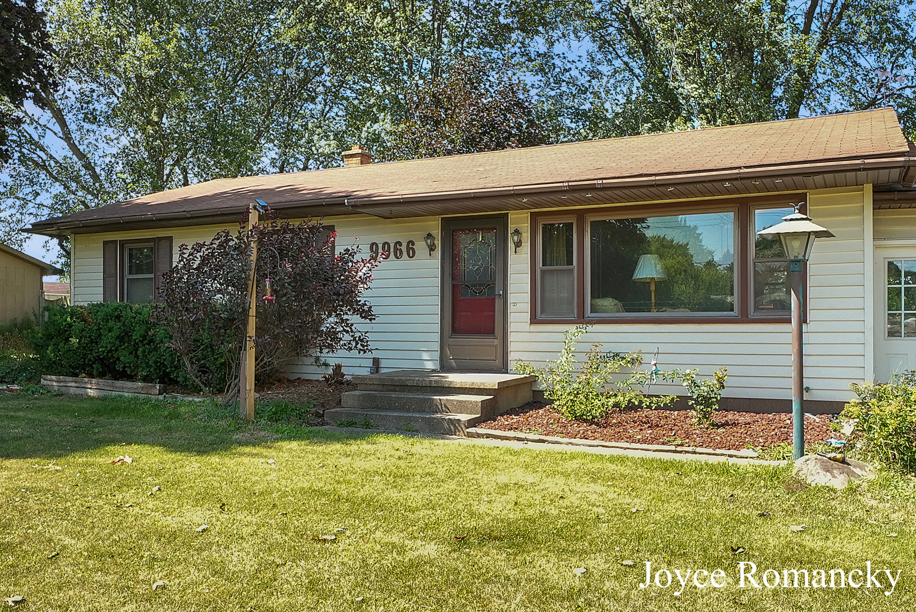 9966 Belding Road Belding, MI 48809 - Photo 3 of 24 DSC04359
