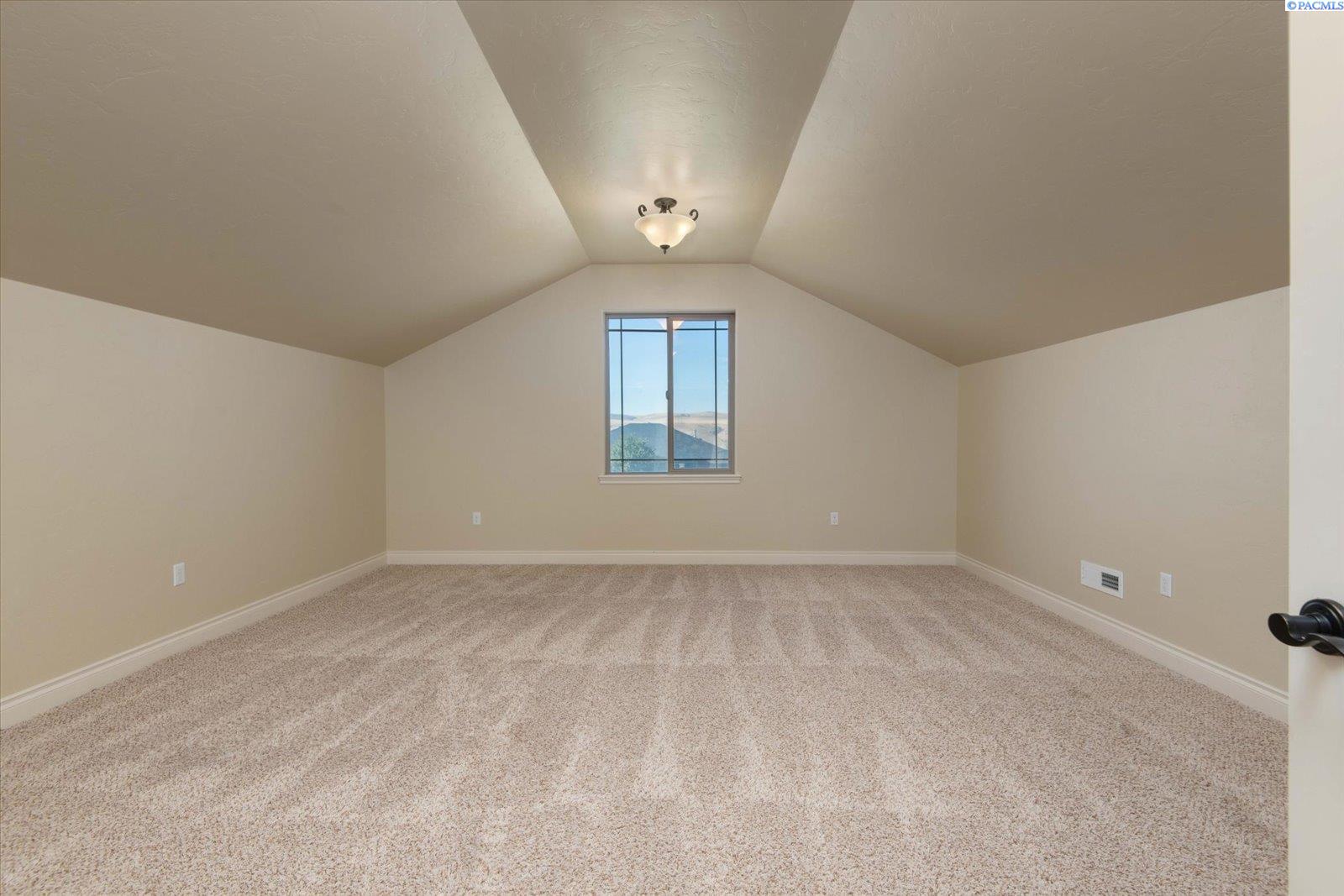 73002 East Reata Road Kennewick, WA 99338 - Photo 33 of 50 Gallery Image 33