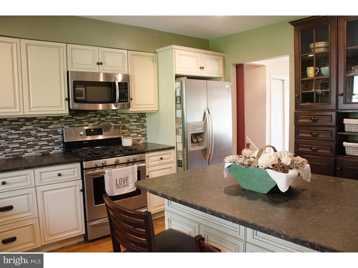 107 Forest Road Moorestown, NJ 08057 - Photo 4 of 25 Gallery Image 4