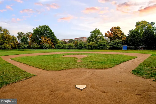 $4,950 | 1412 27th Street Northwest, Washington, DC 20007