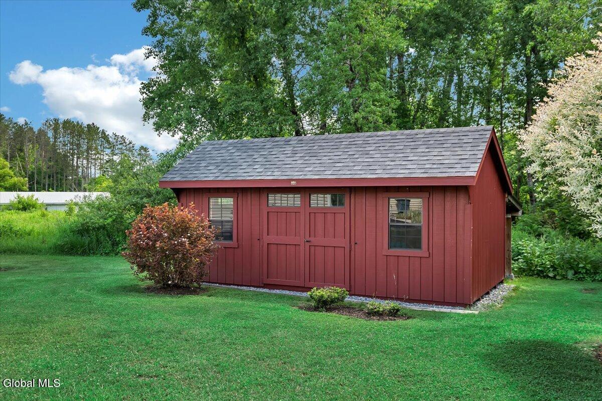 672 Lakeview Road Broadalbin, NY 12025 - Photo 30 of 87 75-672 Lakeview Rd-76