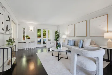 $879,000 | 1160 Clayton Street, Unit 2, San Francisco, CA 94117