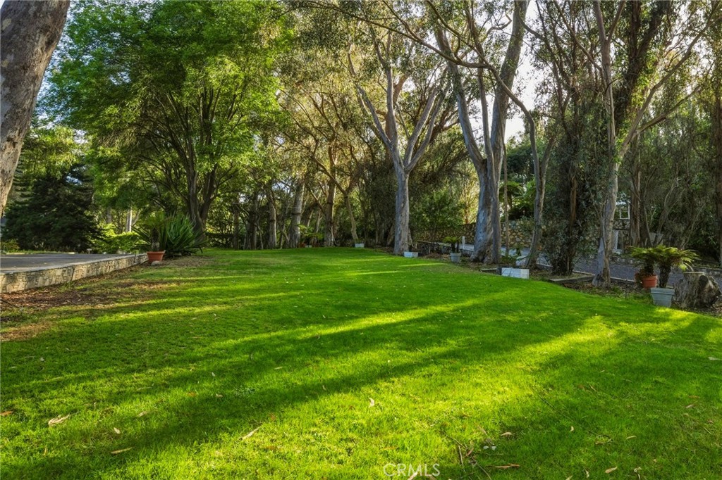 16 Johns Canyon Road Rolling Hills, CA 90274 - Photo 9 of 17 a view of a park