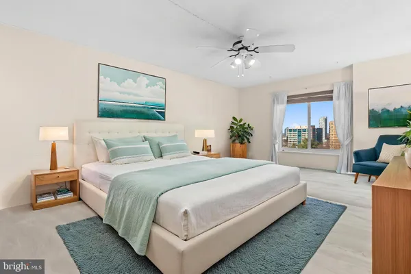 $374,900 | 8340 Greensboro Drive, Unit 623, McLean, VA 22102