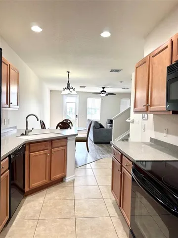 $2,300 | 3760 82nd Ave Circle East, Unit 102, Sarasota, FL 34243
