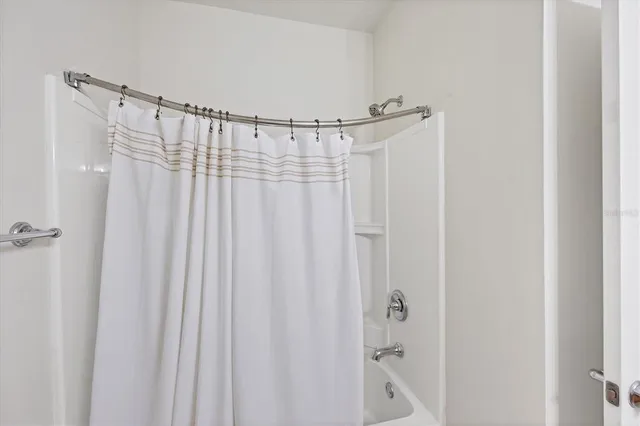 $2,300 | 3760 82nd Ave Circle East, Unit 102, Sarasota, FL 34243