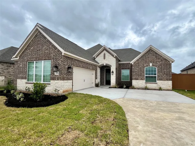$395,900 | 1806 Grass Vly Drive, Iowa Colony, TX 77583