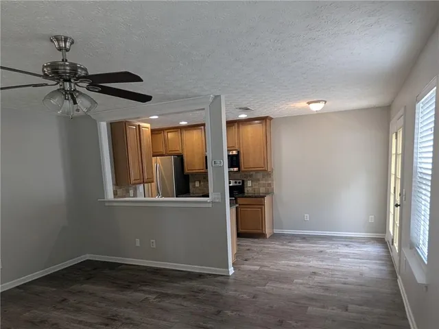 $1,950 | 5710 Ridge Stone Way, Cumming, GA 30041