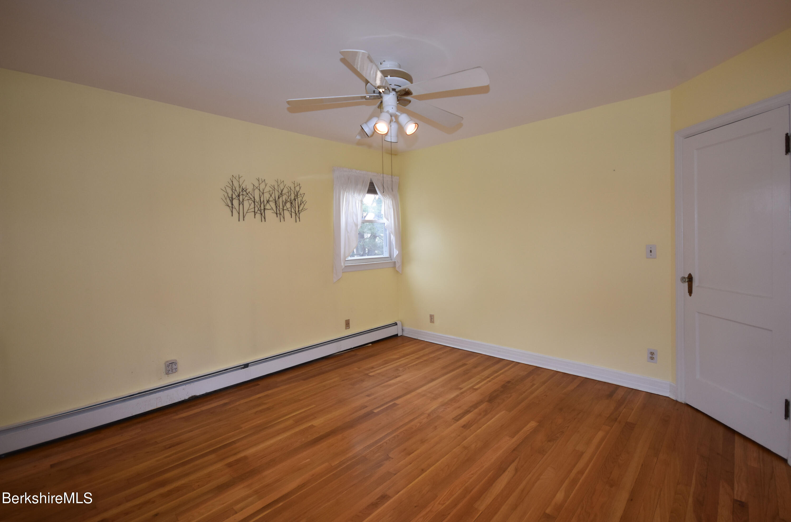 128 Holmes Road Lenox, MA 01240 - Photo 20 of 48 Bedroom #1
