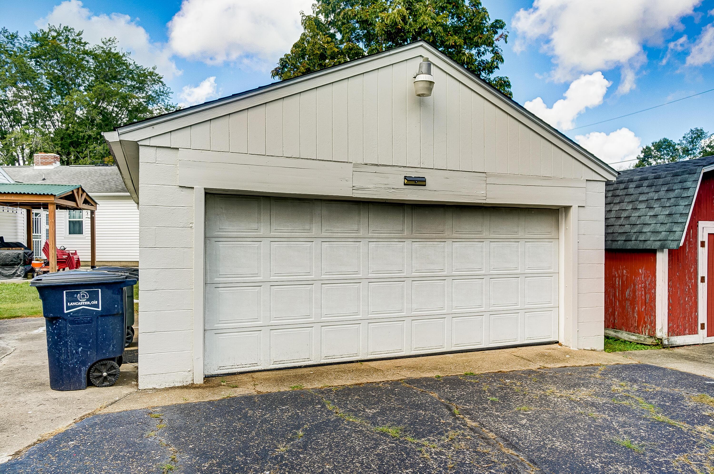 1852 Nelson Road Lancaster, OH 43130 - Photo 42 of 43 Garage