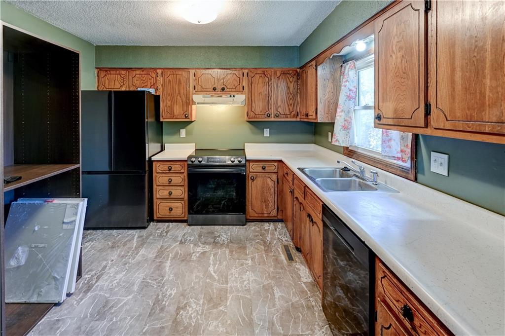 942 Ridge Drive Warrensburg, MO 64093 - Photo 11 of 41