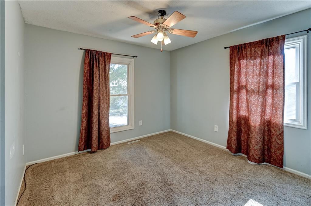 942 Ridge Drive Warrensburg, MO 64093 - Photo 21 of 41