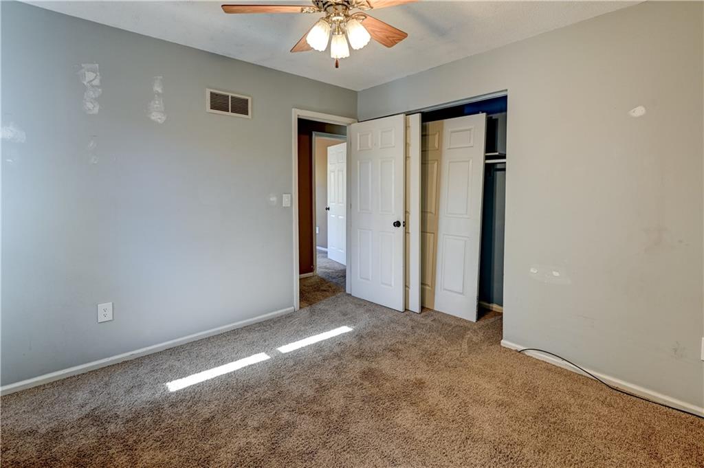 942 Ridge Drive Warrensburg, MO 64093 - Photo 22 of 41