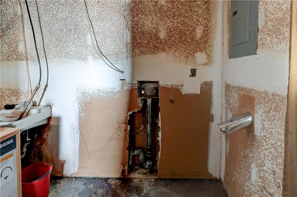 942 Ridge Drive Warrensburg, MO 64093 - Photo 32 of 41