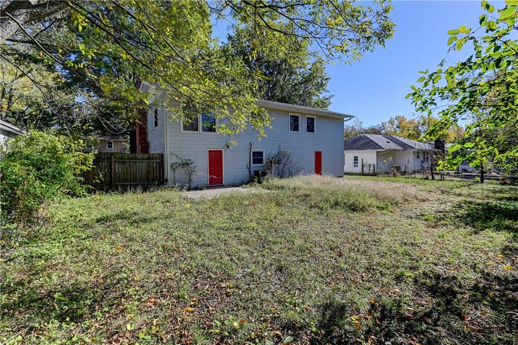 942 Ridge Drive Warrensburg, MO 64093 - Photo 37 of 41