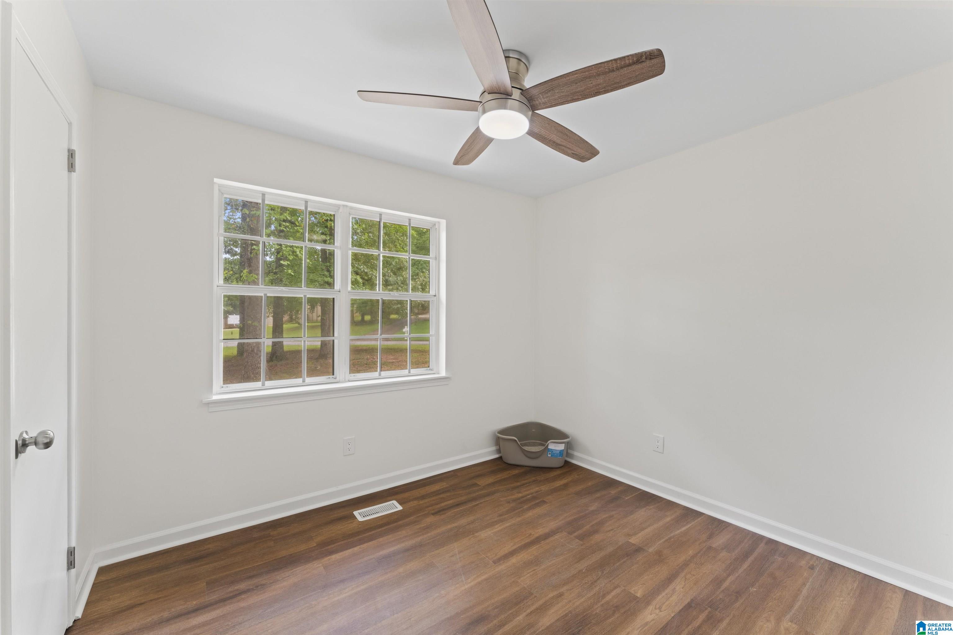 128 Oak Street Alabaster, AL 35114 - Photo 33 of 40