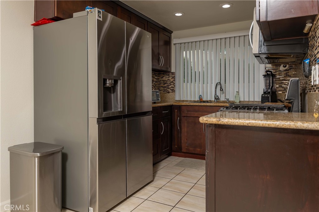 16710 Orange, Unit L59 Paramount, CA 90723 - Photo 6 of 26