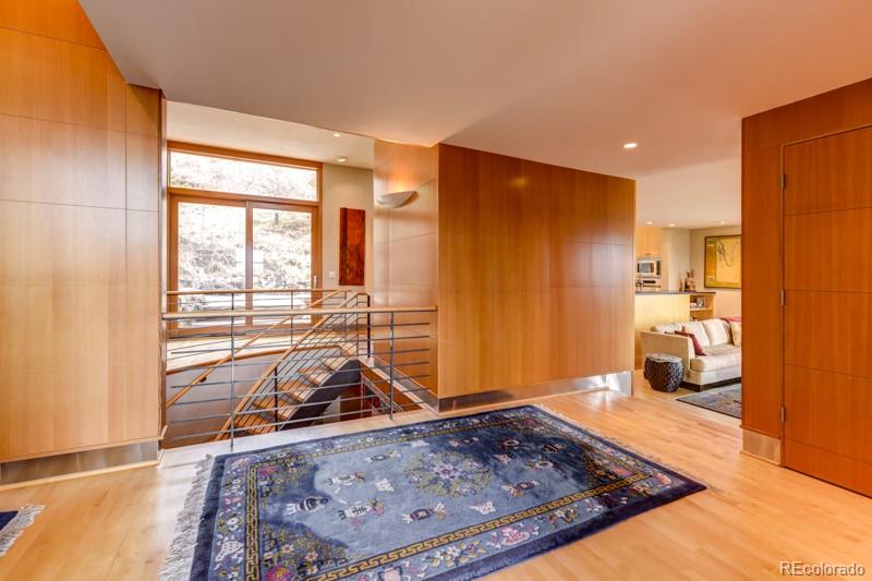 835 Circle Drive Boulder, CO 80302 - Photo 3 of 32