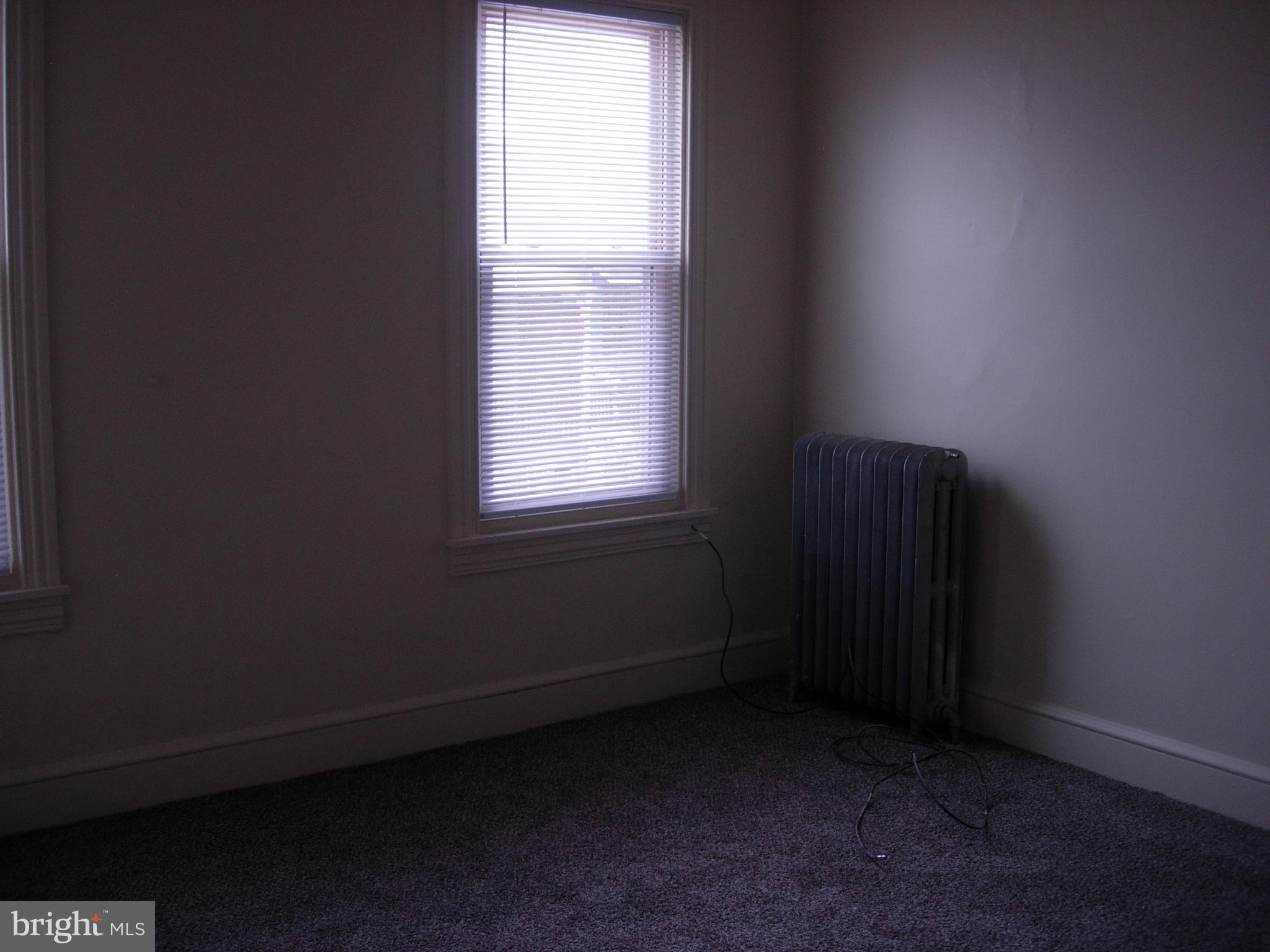 628 Locust Street Reading, PA 19604 - Photo 10 of 25 master bedroom