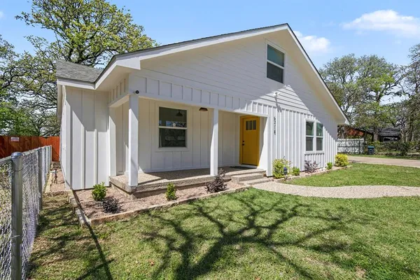 $2,595 | 5318 Trentman Street, Fort Worth, TX 76119