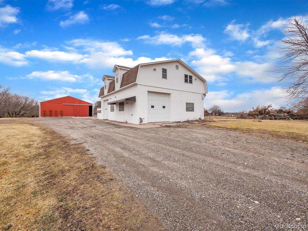 6211 36 Mile Road Romeo, MI 48065 - Photo 2 of 51