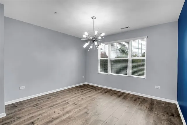 $2,750 | 912 Bradford Drive, Naperville, IL 60563