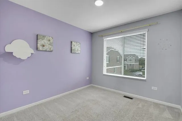 $2,750 | 912 Bradford Drive, Naperville, IL 60563