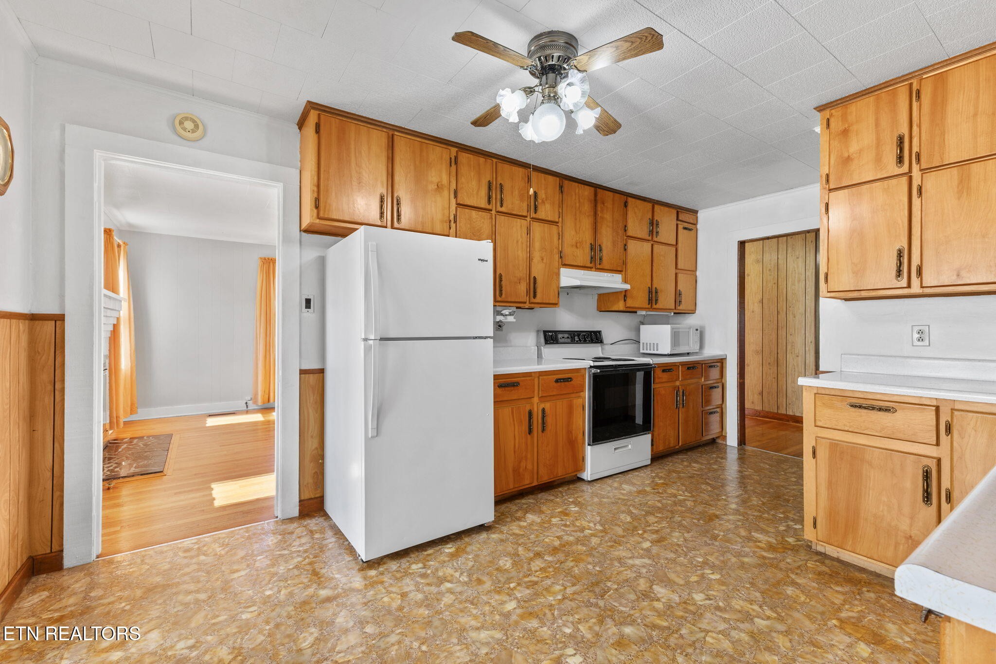 802 Deaderick Road Knoxville, TN 37920 - Photo 15 of 50 Gallery Image 15