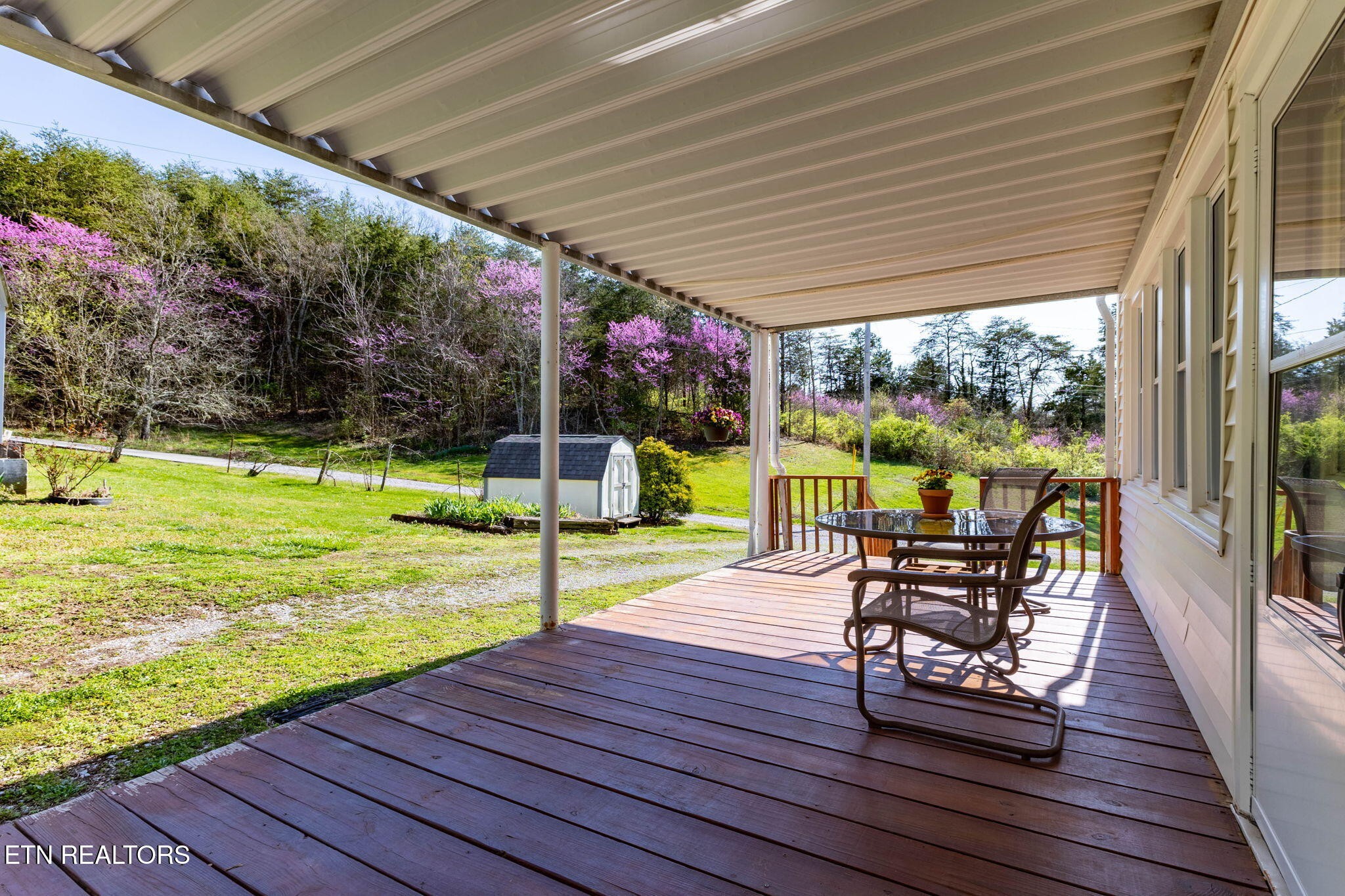 802 Deaderick Road Knoxville, TN 37920 - Photo 4 of 50 Gallery Image 4