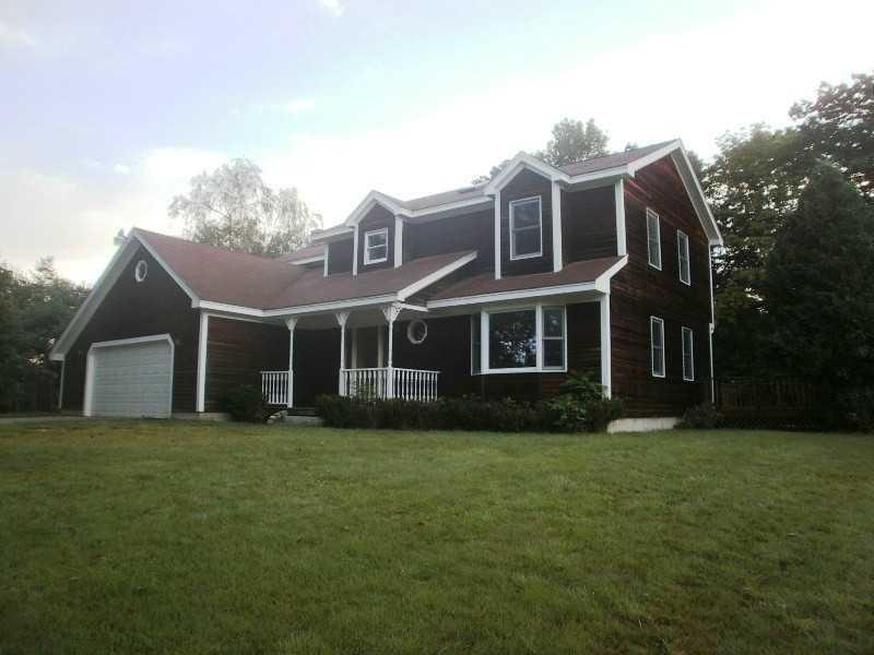 70 Highland Cliff Road Windham, ME 04062 - Photo 1 of 18 Exterior Front.