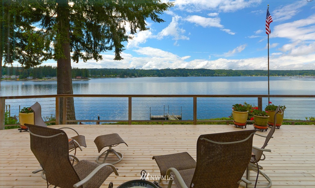 1611 Northeast Jacobson Road Poulsbo, WA 98370 - Photo 1 of 25 Gallery Image 1