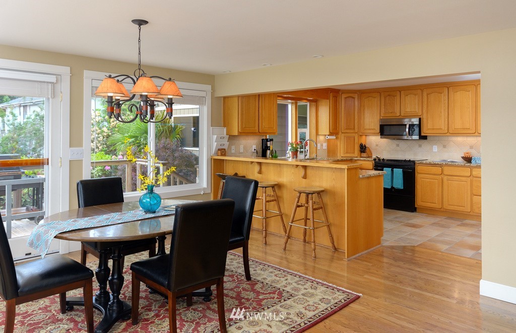 1611 Northeast Jacobson Road Poulsbo, WA 98370 - Photo 11 of 25 Gallery Image 11
