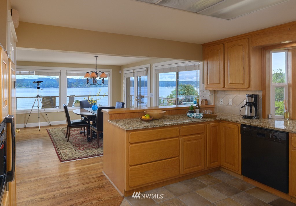 1611 Northeast Jacobson Road Poulsbo, WA 98370 - Photo 13 of 25 Gallery Image 13