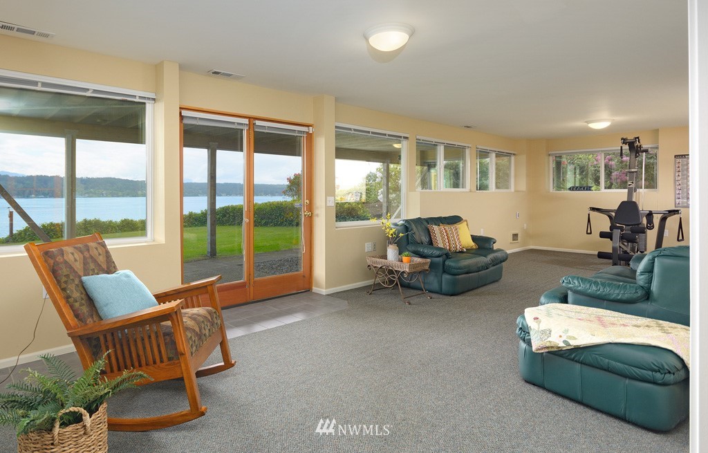 1611 Northeast Jacobson Road Poulsbo, WA 98370 - Photo 17 of 25 Gallery Image 17