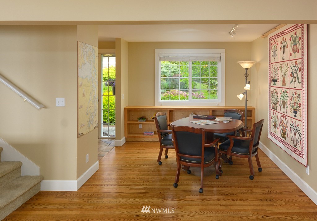 1611 Northeast Jacobson Road Poulsbo, WA 98370 - Photo 5 of 25 Gallery Image 5